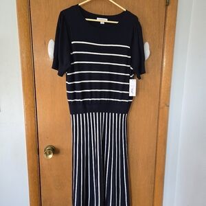 NWT, Liz Claiborne, Navy and White Striped Dress Size L.